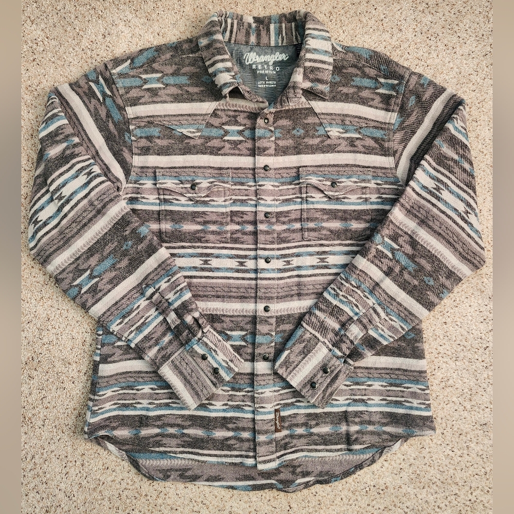 Wrangler Retro Aztec Button-Up Shirt - Gray & Teal